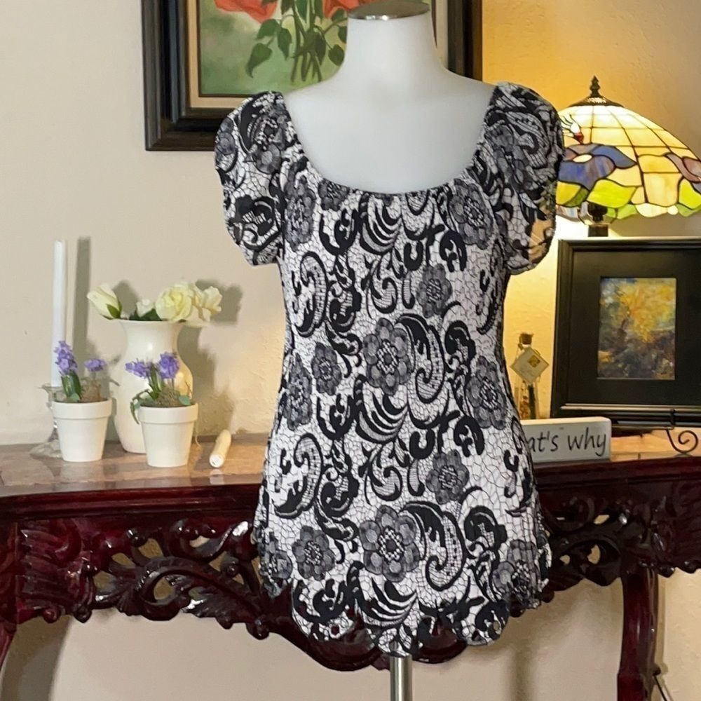 Belissimo New York Paisley top